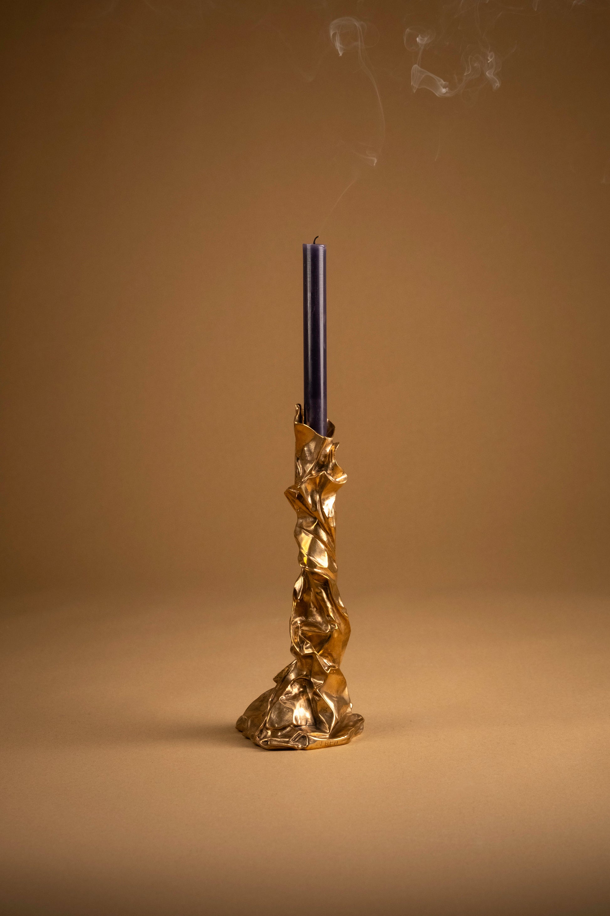 Charta Aura Candlestick